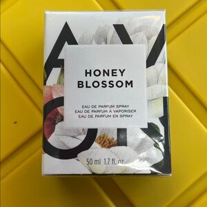 Avon Honey Blossom Eau de Parfum Spray